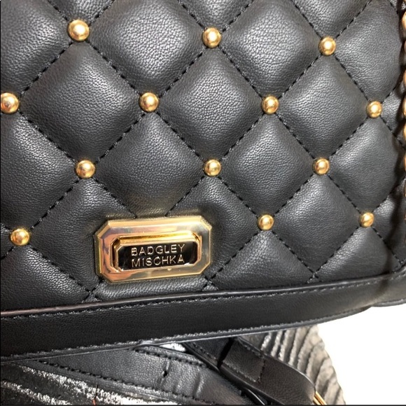 Badgley Mischka black bag cross body chain handle quilted gold studs small bag - Picture 6 of 9